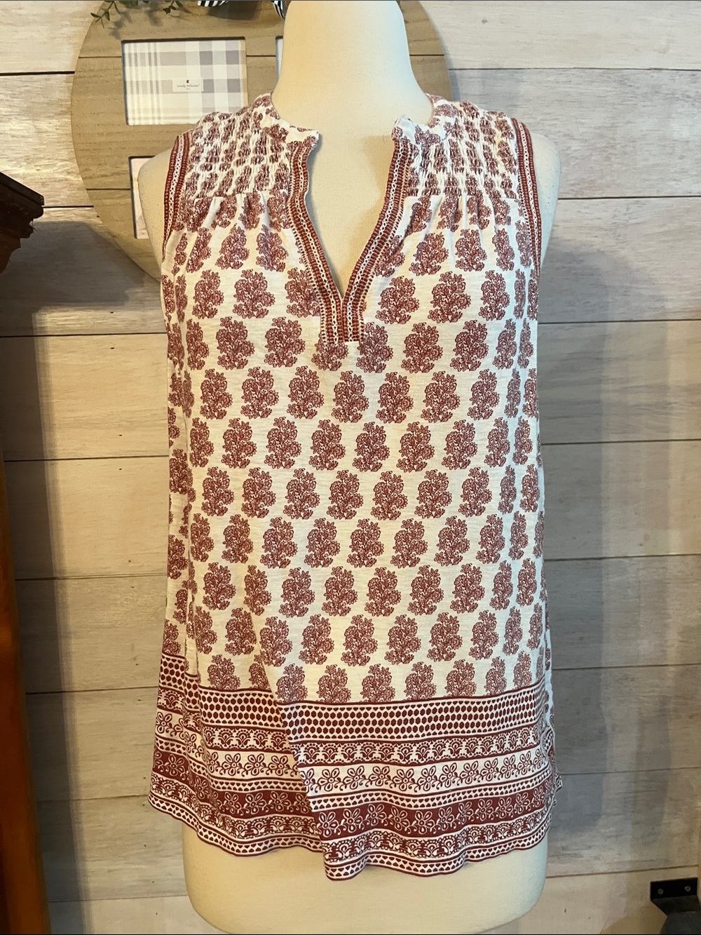 Lucky Brand White Sleeveless Tank with Rust Floral Print S
